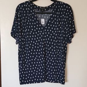 Banana Republic navy and white top